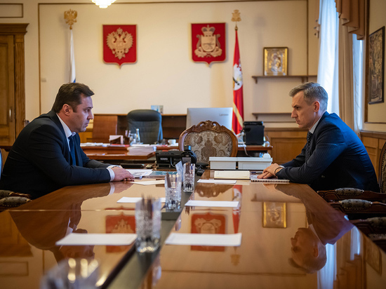 Смоленский Авиационный завод подписал с Администрацией области «Дорожную карту»