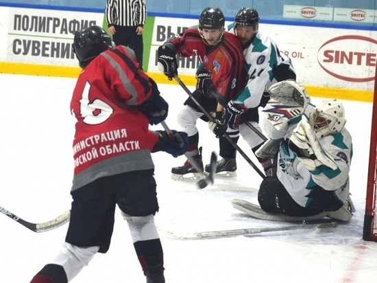 Тамбовские любители хоккея разыграли медали регионального чемпионата