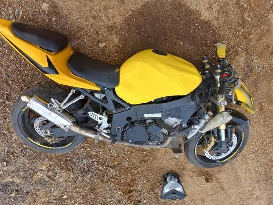 Мотоциклист на Suzuki GSXR погиб в ДТП на дороге в Карымском районе