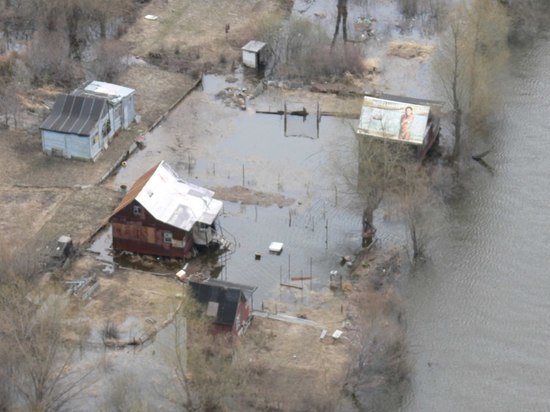 Уровень речной воды в Тихвине приблизился к тревожной отметке