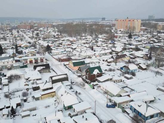 Кемеровчане жалуются на разрушение дорог и грязь из-за строительных работ и потока транспорта в частном секторе