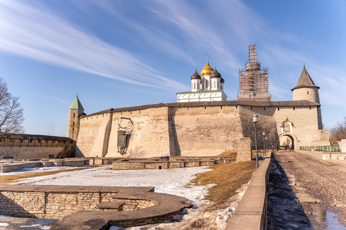 Грифон Псков Кремль