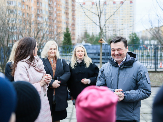 Андрей Воробьев проинспектировал возведение второго здания для школы №14 в Долгопрудном