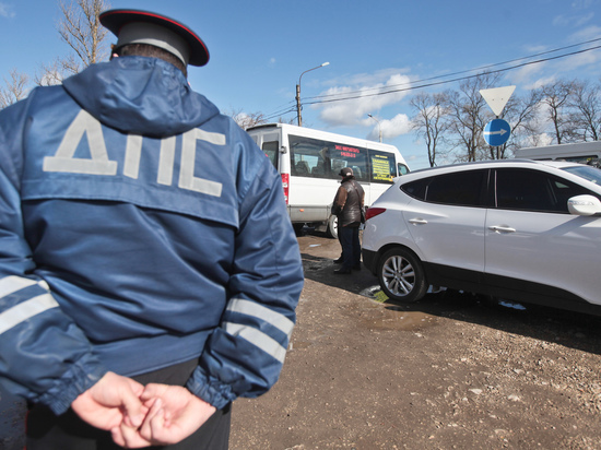 Полицейские ищут свидетелей ДТП с наездом на пешехода на Шабалина в Мурманске