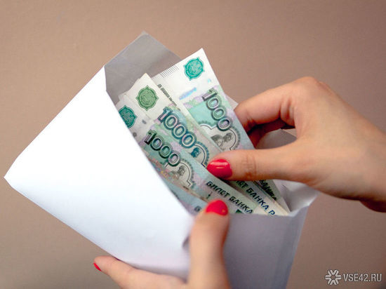 В Кузбассе мать пострадавшей в ДТП девочки отсудила у виновника аварии 300 000 рублей