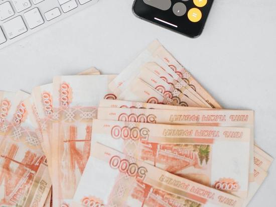 В апреле некоторым пенсионерам выплатят 10 тысяч рублей