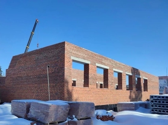 В Ноябрьске растет здание новой поликлиники — самой большой в городе