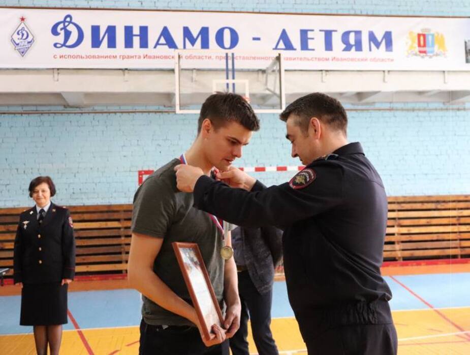 В Иванове состоялся турнир по настольному теннису среди сотрудников полиции региона