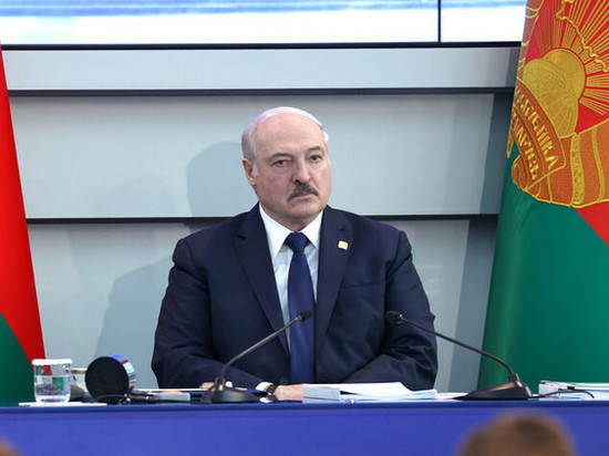 Лукашенко призвал «не париться» насчет российских войск в Белоруссии