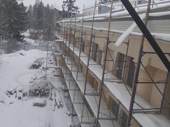 В ремонтируемом Доме Культуры в Сланцах устанавливают инженерные сети