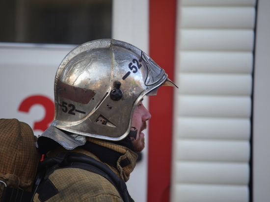Спасатели потушили вентиляционную шахту в ТЦ «Европолис» в Петербурге