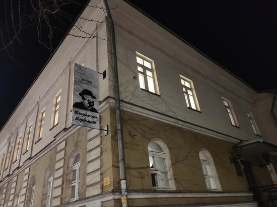 Дом Корбакова в Вологде представил масштабные полотна Василия Нестеренко
