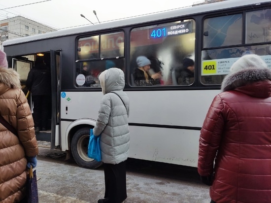 "Вот это уровень доверия": томичи обсуждают способы оплаты проезда в маршрутных автобусах