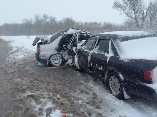 В Белгородской области в ДТП погибла 71-летняя пассажирка легковушки