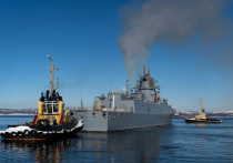 В главную базу Северного флота, которая находится в Мурманской области, прибыл новый фрегат «Адмирал Головко». Он уже провел испытания в Балтийском море и теперь будет работать в акватории Баренцева моря.