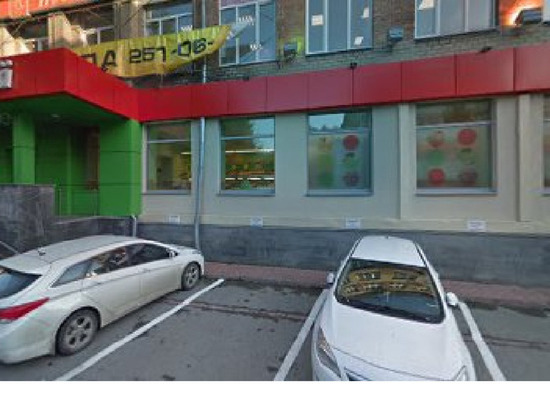 Росгвардия оцепила магазин «Пятерочка» на Уралмаше в Екатеринбурге
