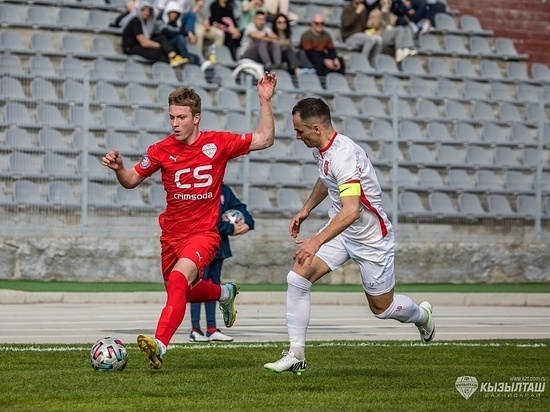 Наш футбол: "Кызылташ" возглавил турнирную таблицу Премьер-лиги КФС