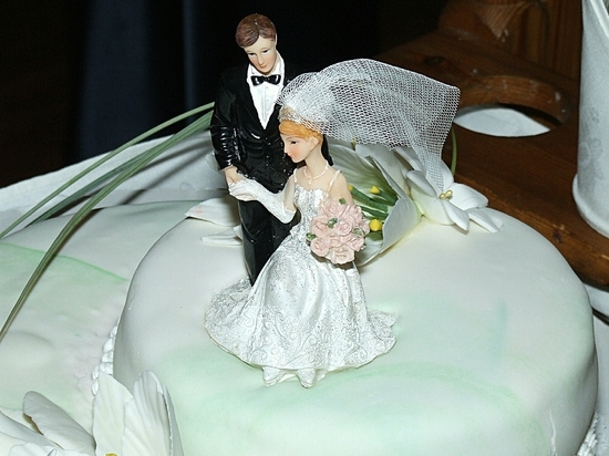 Росстат: средний возраст вступления в брак в России вырос на год