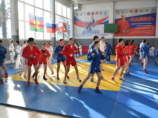 В Сочи открылся новый зал спортивной борьбы