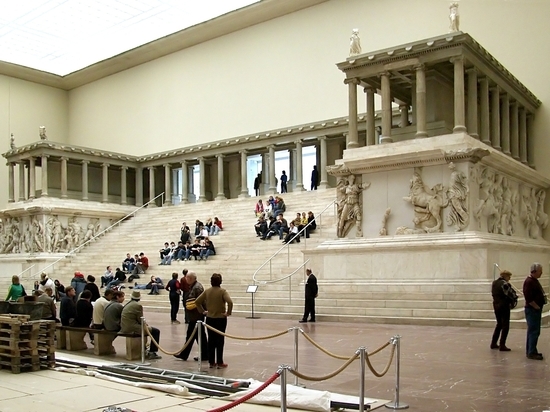 Германия — Пергамский музей в Берлине полностью закроется до 2027 года