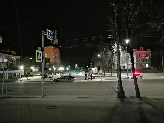 В Орле мужчина на «Мерседесе» сбил девушку и ребёнка