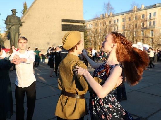 В Архангельске вальс победы станцуют под песню Шамана