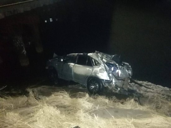 Три человека погибли в ночном ДТП на Сахалине