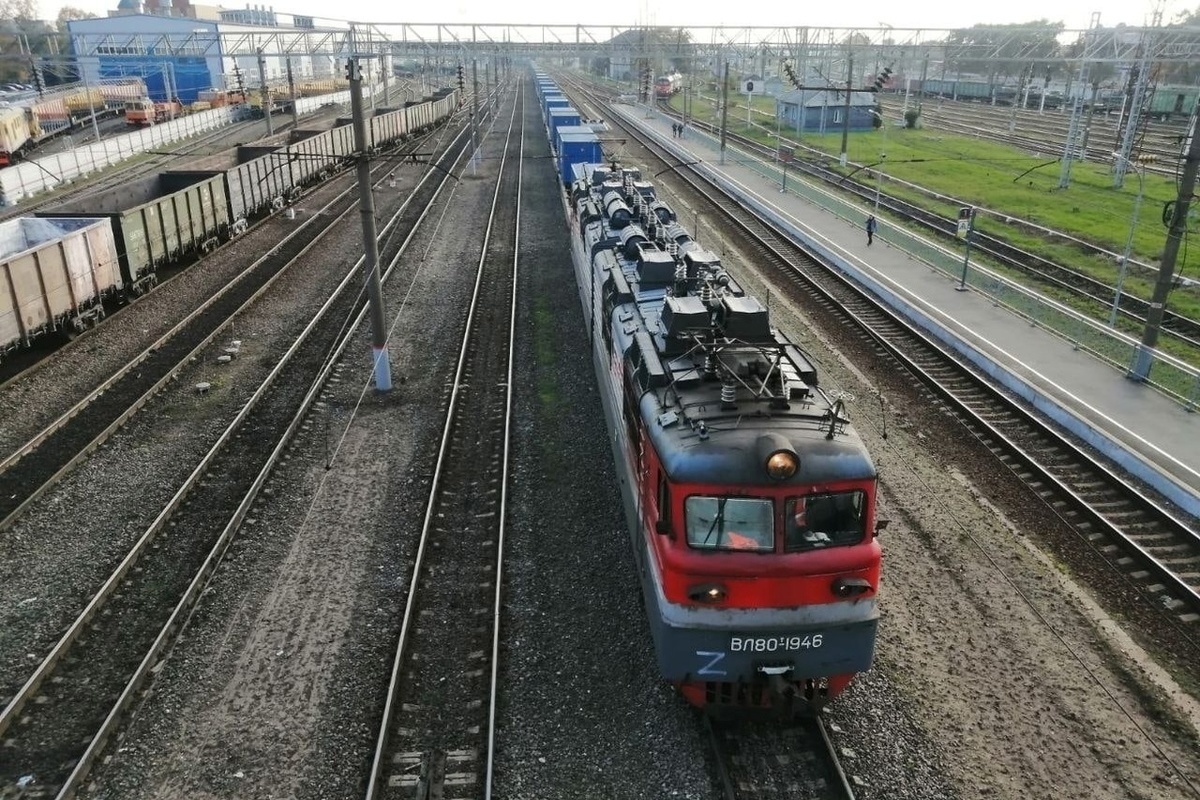 Орёл лужки орловские. Лужки вокзал. Лужки орловские вокзал. Станция паньково. Орёл лужки орловские.