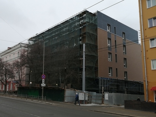 Новое здание в центре Петрозаводска приобретает окончательный облик