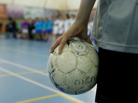 “Мяч на Имандре”: играй на поле и в онлайн в Мончегорске
