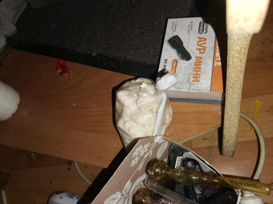 В Новосибирске паре грозит пожизненное заключение за фасовку наркотиков в трубочки для коктейлей