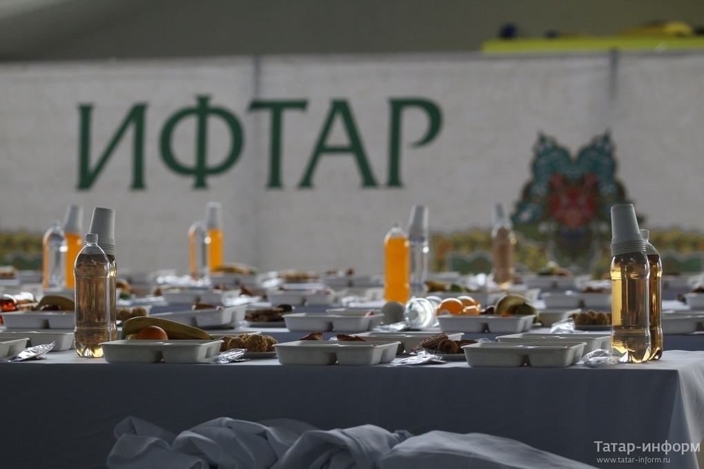 Ифтар сегодня в нижнем новгороде. Ифтар. Ифтар картинки. Ифтар надпись. Хорошего ифтара.