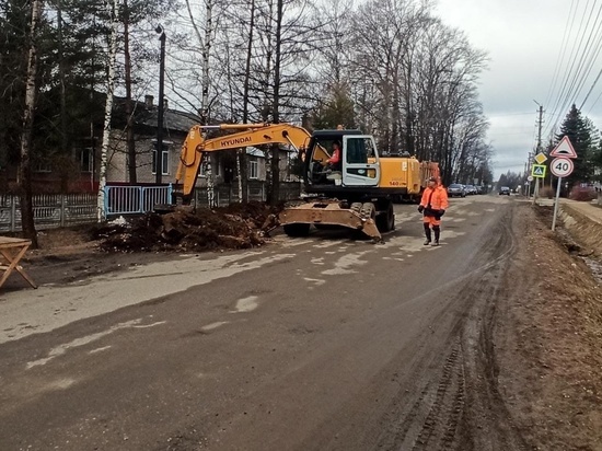 В Оленино Тверской области начался сезон ремонтных работ: где заменят трубы