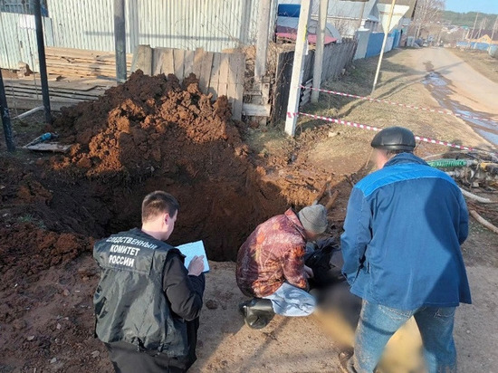 В Алнашах погиб рабочий, которого завалило грунтом в раскопе