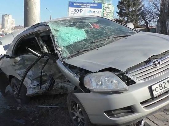 В Омске скончалась пострадавшая в ДТП у Фрунзенского моста