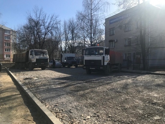 В Ярославле вновь начался ремонт проезда к больнице имени Семашко
