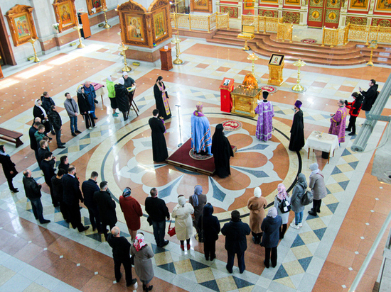 В Хабаровске совершено заупокойное Богослужение в годовщину смерти Владимира Жириновского