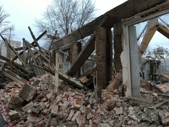 Стали известны причины обрушения трехэтажного дома в Саратове