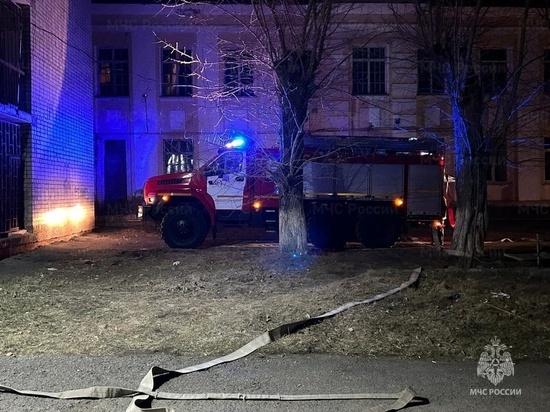 Более ста человек эвакуировали ночью из общежития в Каменске-Уральском из-за возгорания