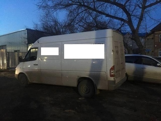 Женщина попала под колеса «Мерседеса» в Вологде