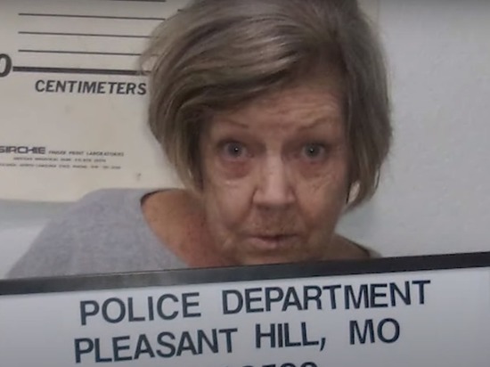 В американском штате Миссури арестовали 78-летнюю женщину, которая трижды ограбила банк