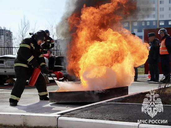 В Орле определили лучшую группу реагирования среди пожарно-спасательных подразделений региона