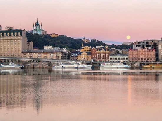 Арестович: Украине нужен другой президент, так как Зеленский не смог победить коррупцию