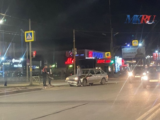 Вечером 7 апреля на Солотчинском шоссе в Рязани произошло ДТП с ВАЗ-2114