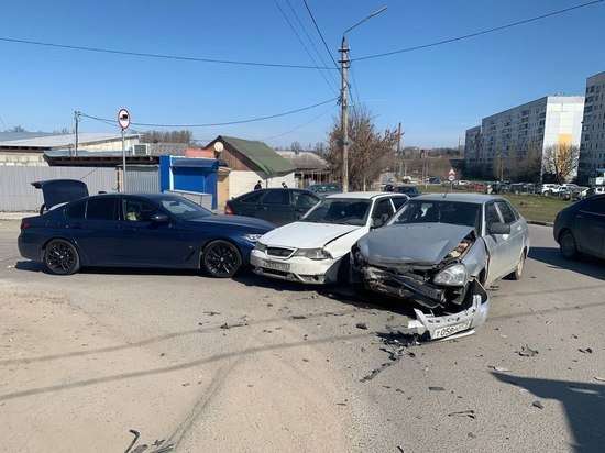 В ДТП в Туле на улице Пролетарской пострадали двое мужчин