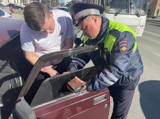 Сотрудники ГИБДД в Рязанской области выявили 107 нарушений тонировки автомобилей
