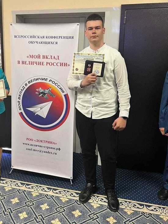 Он написал историю исчезнувшего поселка Индырь