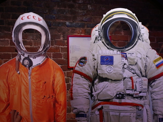 Инсталляцию ко Дню космонавтики запустят в мурманском Контейнер-Холле
