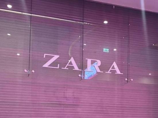 Магазин Zara на Невском проспекте сменил вывеску на Maag