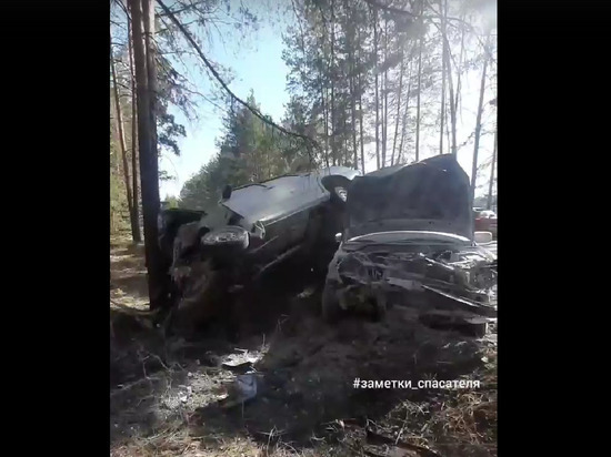 Под Ковровом пьяный водитель впечатался в припаркованное авто